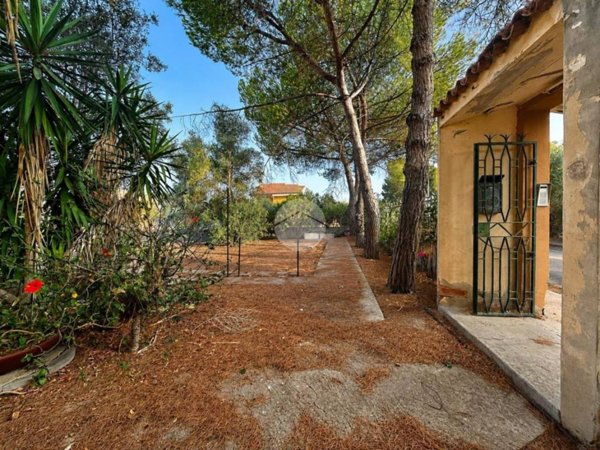 casa indipendente in vendita a Quartu Sant'Elena in zona Sant'Andrea