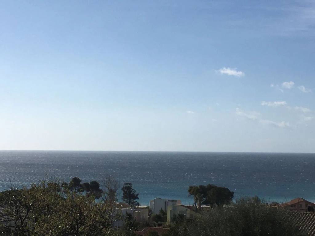 terreno edificabile in vendita a Quartu Sant'Elena in zona Margine Rosso