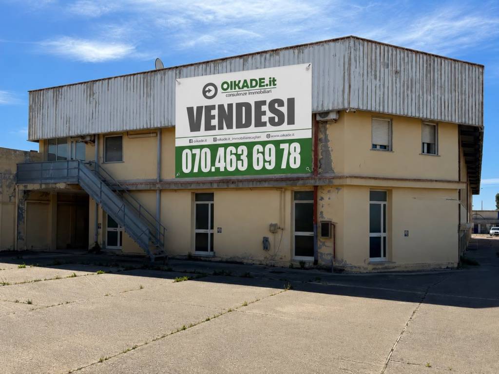 locale commerciale in vendita a Quartu Sant'Elena in zona Pirastu