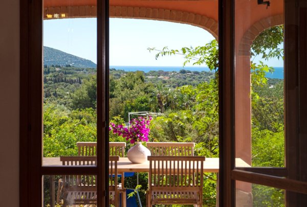 casa indipendente in vendita a Quartu Sant'Elena in zona Is Meris