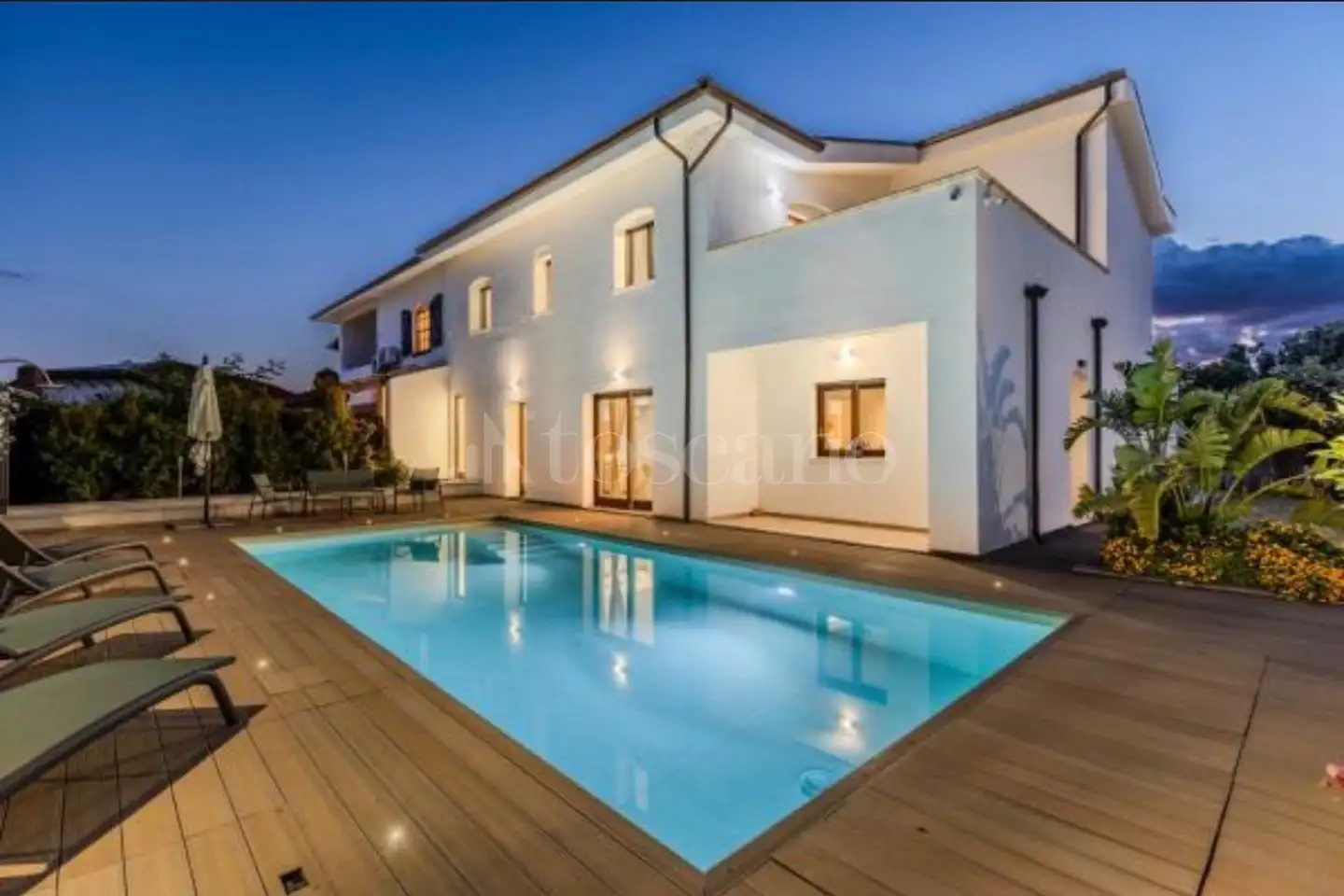 casa indipendente in vendita a Quartu Sant'Elena in zona Margine Rosso