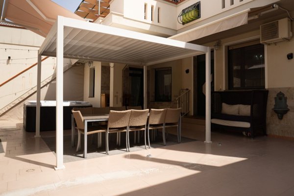 casa indipendente in vendita a Quartu Sant'Elena in zona Pitz'e Serra