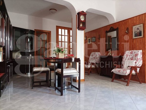 casa indipendente in vendita a Quartu Sant'Elena in zona Centro Storico