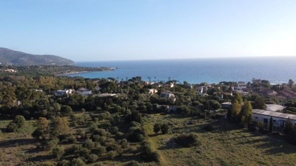 terreno in vendita a Quartu Sant'Elena in zona Capitana