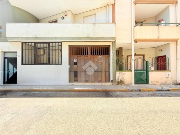 box auto in vendita a Quartu Sant'Elena in zona Pitz'e Serra