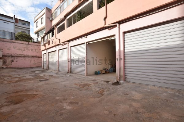 box auto in vendita a Quartu Sant'Elena in zona Centro Storico