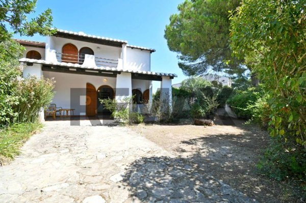 casa indipendente in vendita a Quartu Sant'Elena in zona Capitana