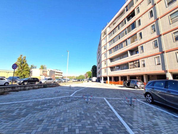 box auto in vendita a Quartu Sant'Elena