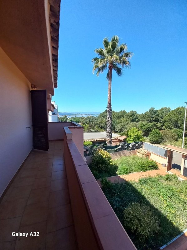 casa indipendente in vendita a Quartu Sant'Elena in zona Margine Rosso