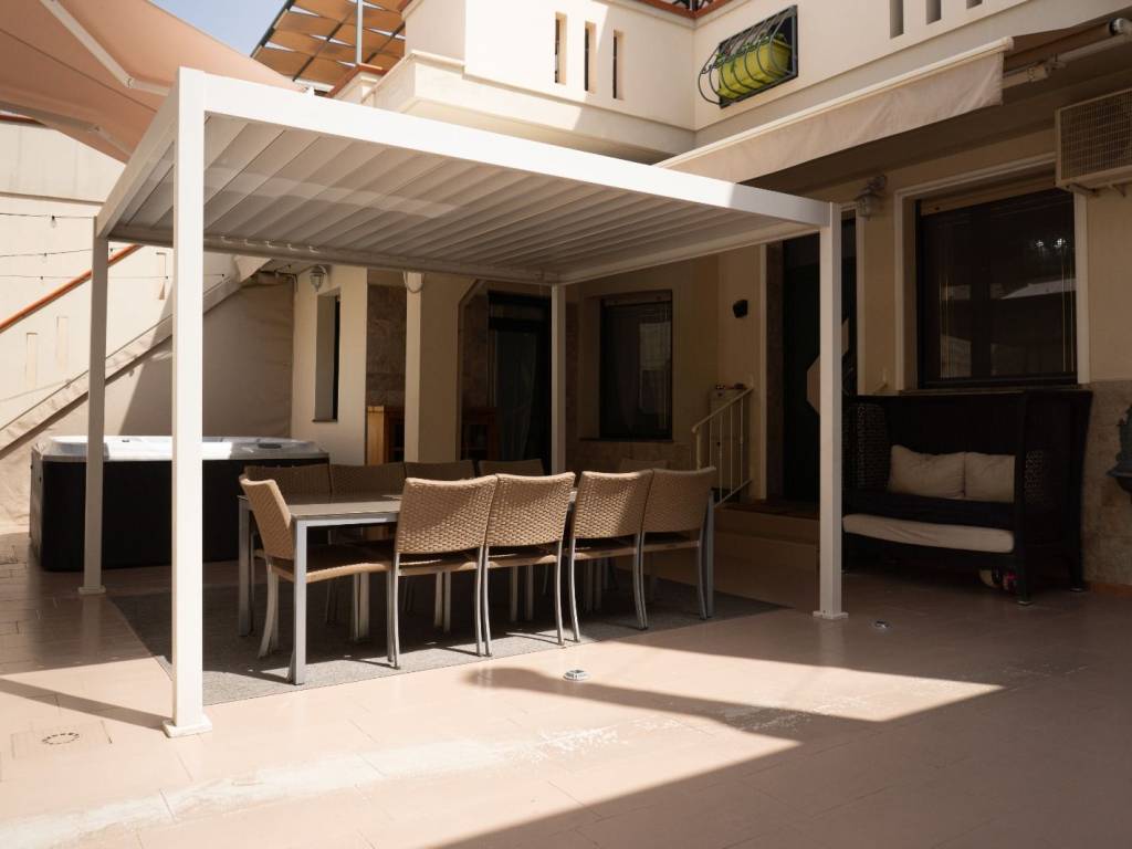 casa indipendente in vendita a Quartu Sant'Elena