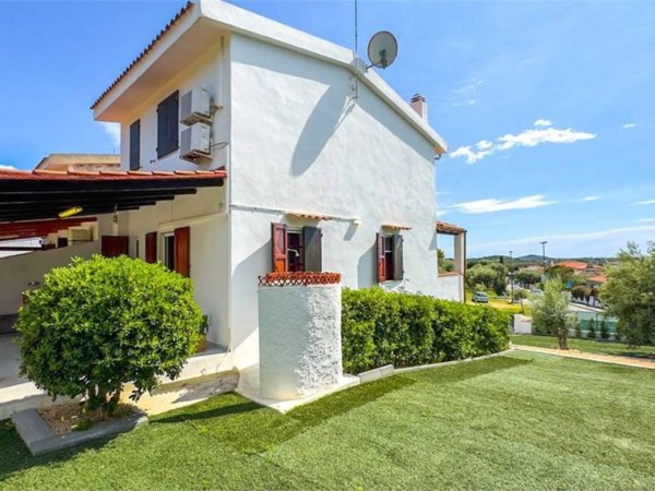 casa indipendente in vendita a Sarroch