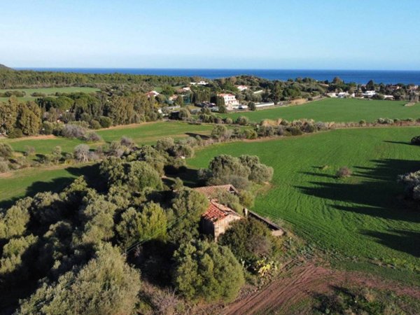 casa indipendente in vendita a Sarroch