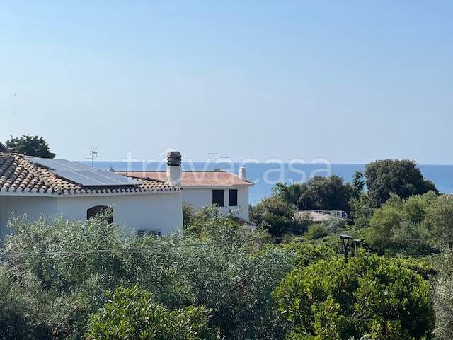 casa indipendente in vendita a Sarroch