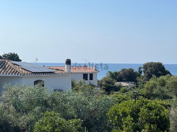 casa indipendente in vendita a Sarroch