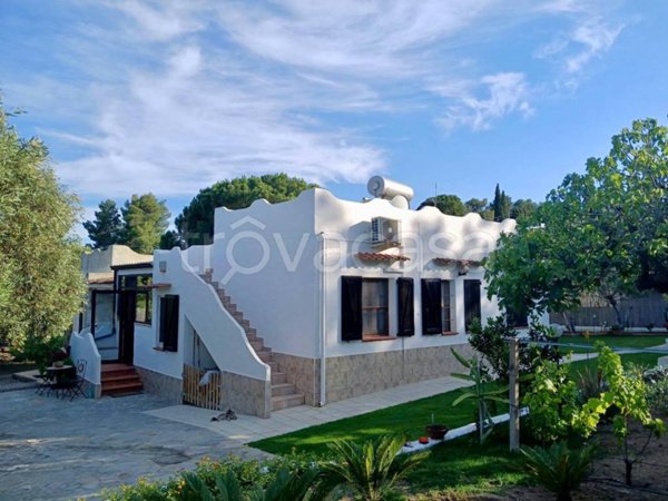 casa indipendente in vendita a Sarroch