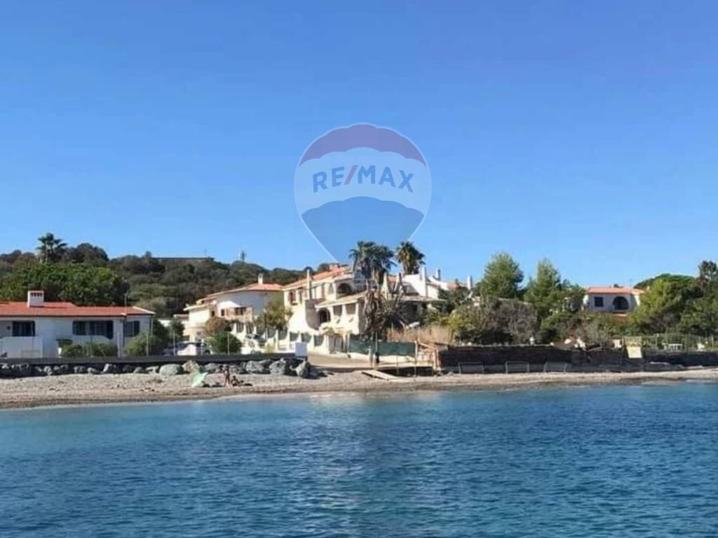 casa indipendente in vendita a Sarroch