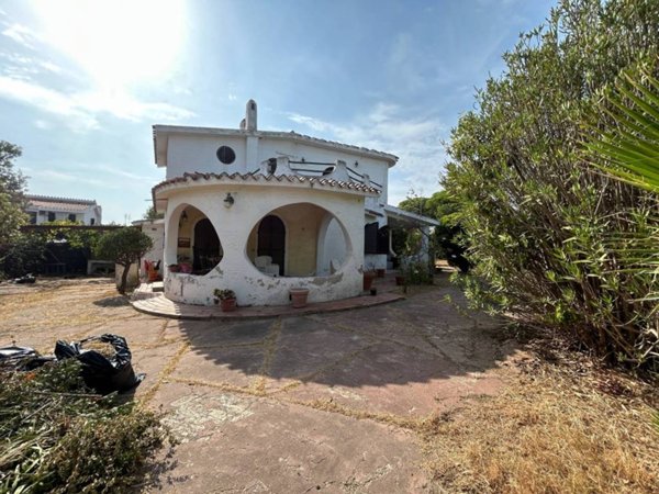 casa indipendente in vendita a Sarroch