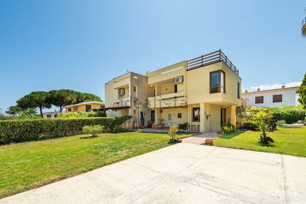 casa indipendente in vendita a Sarroch