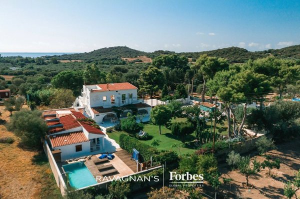 casa indipendente in vendita a Sarroch