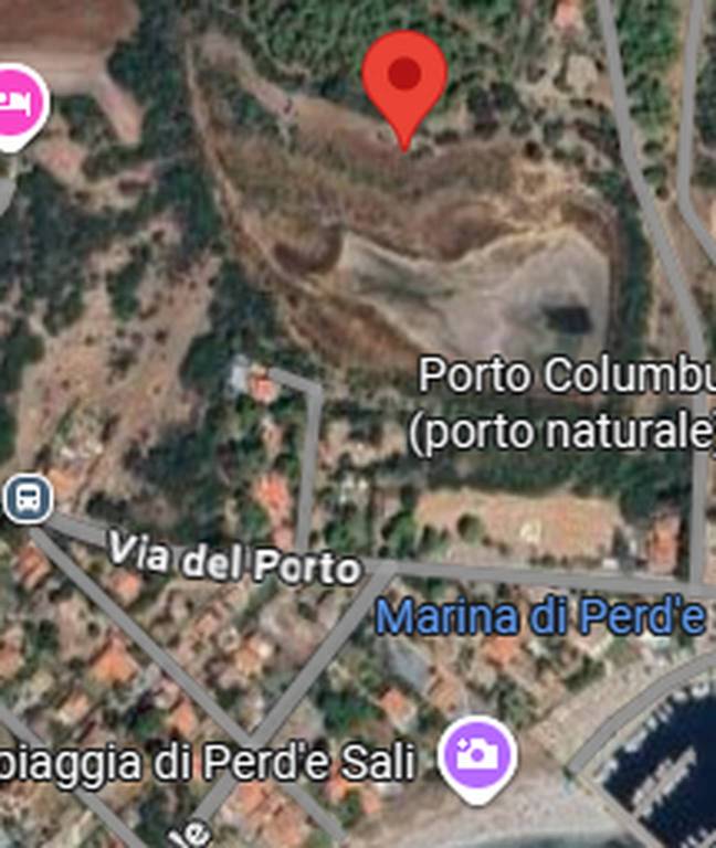 terreno edificabile in vendita a Sarroch