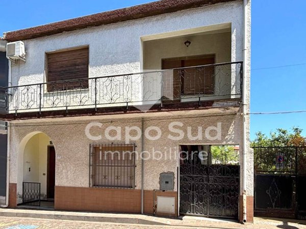 casa indipendente in vendita a Sarroch