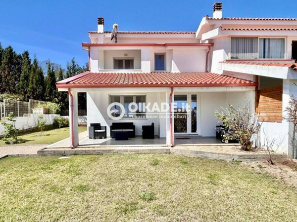 casa indipendente in vendita a Sarroch