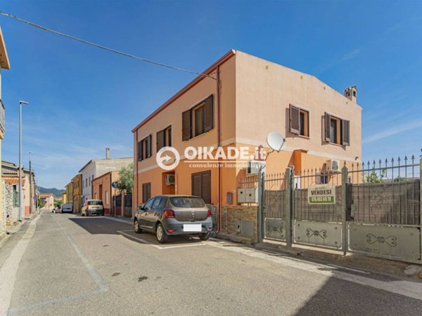 casa indipendente in vendita a Sarroch