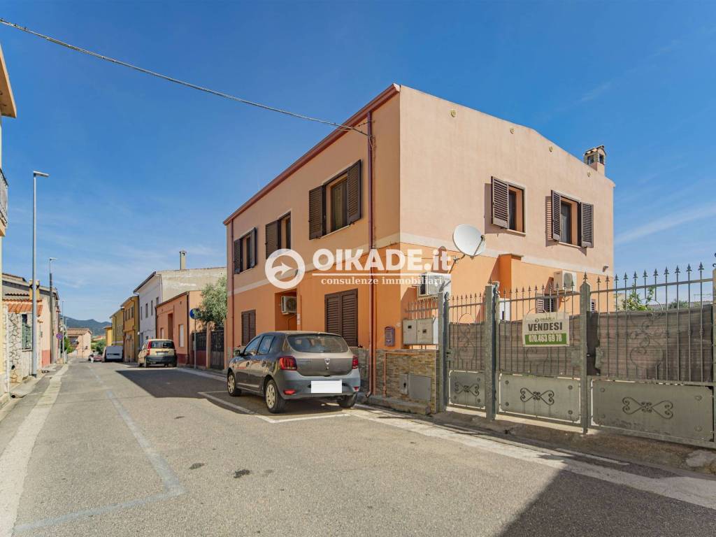 casa indipendente in vendita a Sarroch