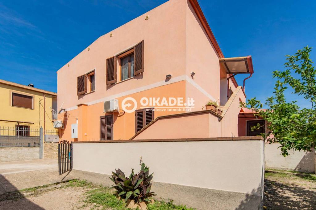 casa indipendente in vendita a Sarroch