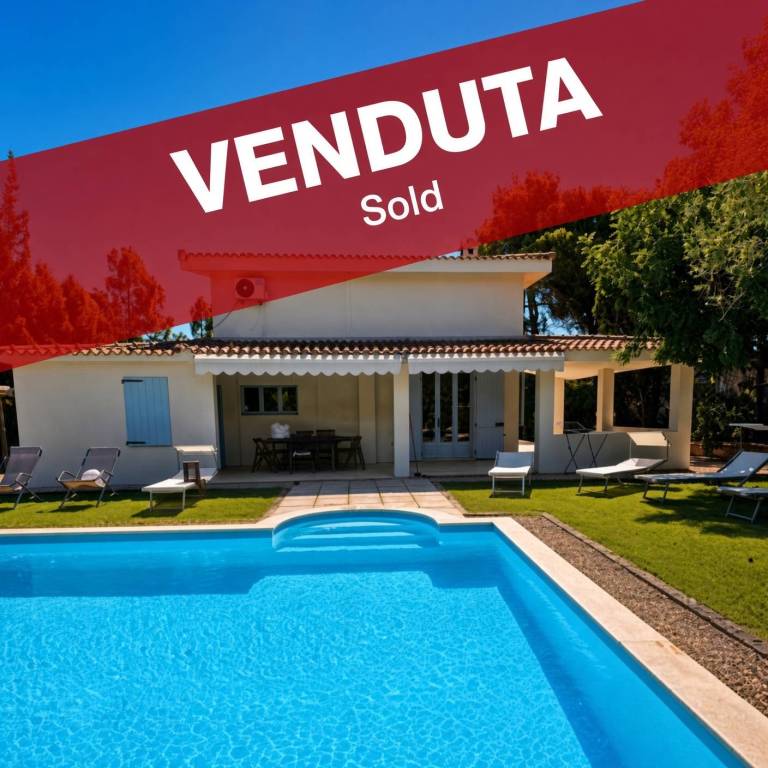 casa indipendente in vendita a Sarroch