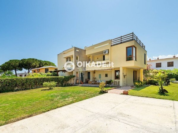 casa indipendente in vendita a Sarroch