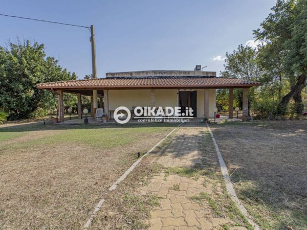 casa indipendente in vendita a Sarroch