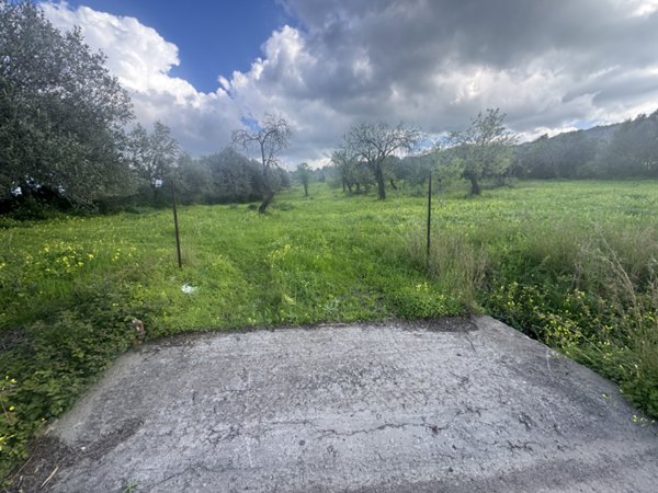 terreno in vendita a Sarroch