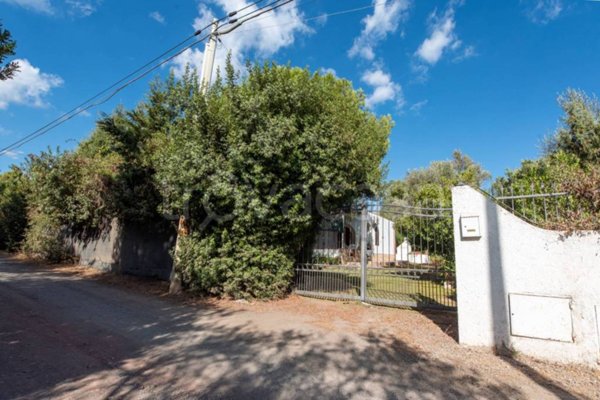 casa indipendente in vendita a Sarroch