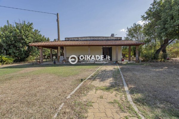 casa indipendente in vendita a Sarroch