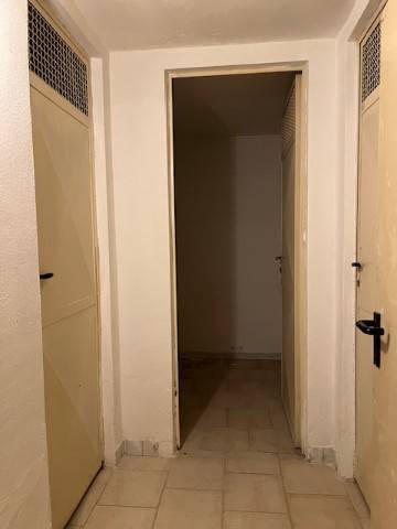 locale commerciale in vendita a Selargius