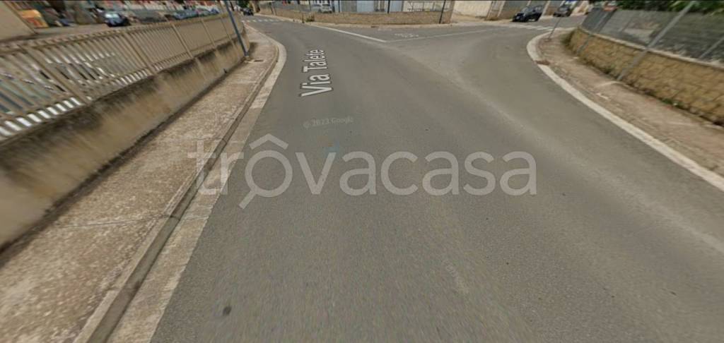 locale commerciale in vendita a Selargius