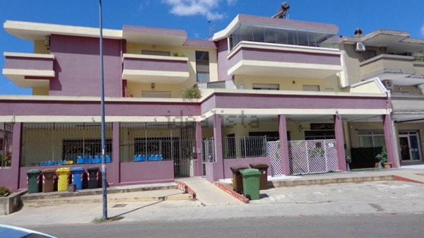 locale commerciale in vendita a Selargius