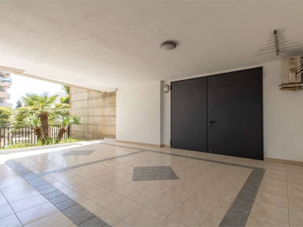 locale commerciale in vendita a Selargius in zona Su Planu