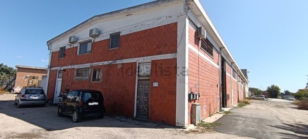 capannone in vendita a Selargius