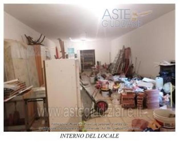 locale commerciale in vendita a Selargius