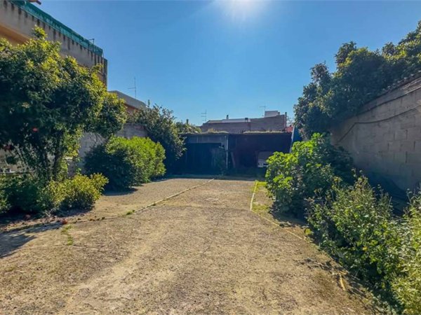 intera palazzina in vendita a Selargius