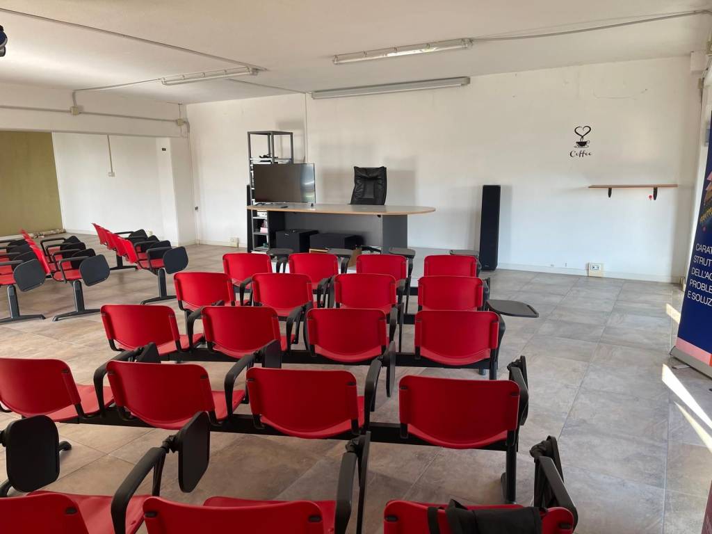 ufficio in vendita a Selargius