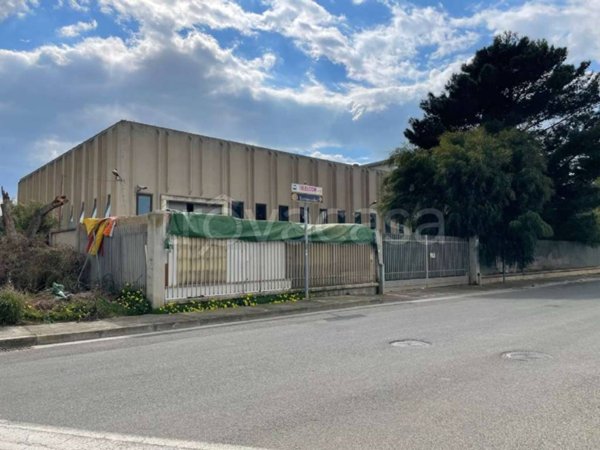 capannone in vendita a Selargius