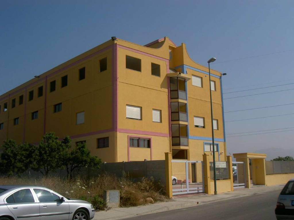 locale commerciale in vendita a Selargius