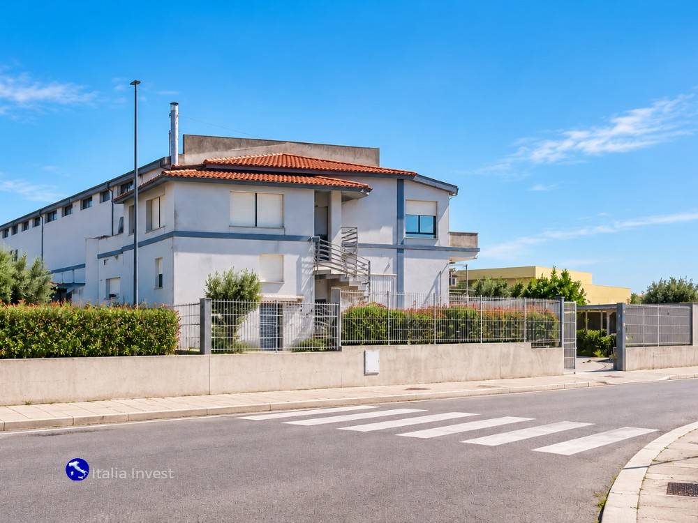locale commerciale in vendita a Selargius