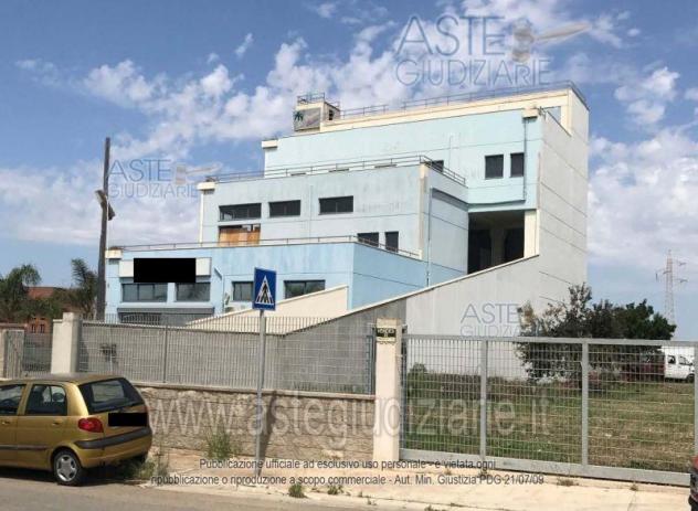 locale commerciale in vendita a Selargius