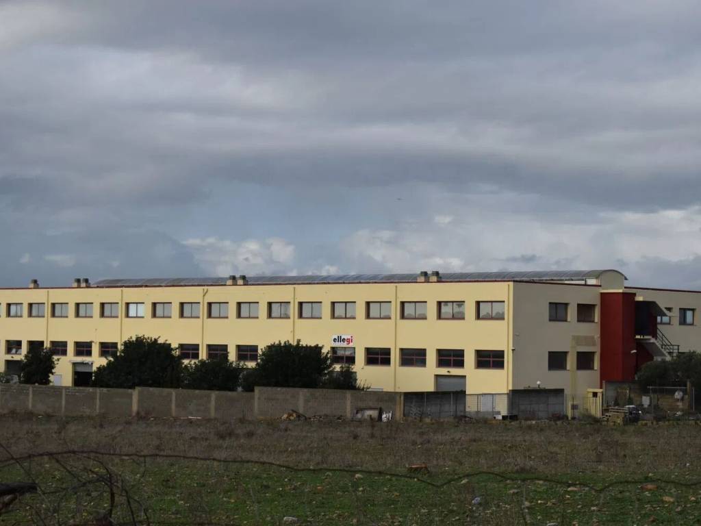 negozio in vendita a Sestu
