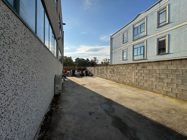 capannone in vendita a Sestu