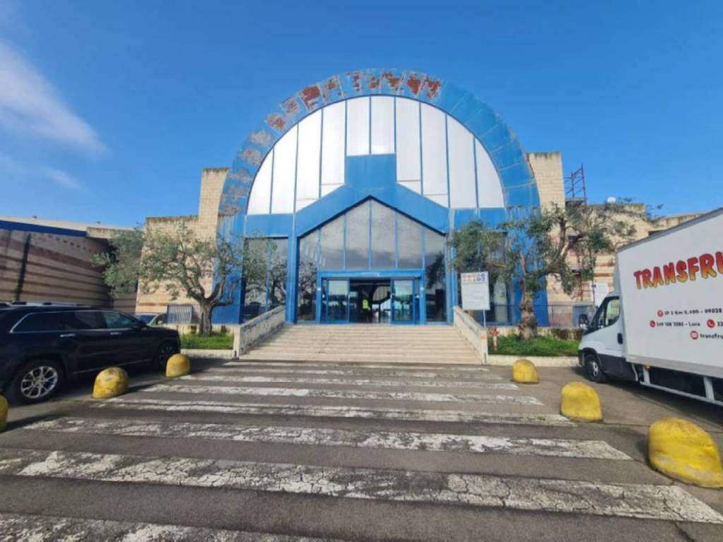 locale commerciale in vendita a Sestu in zona Cortexandra